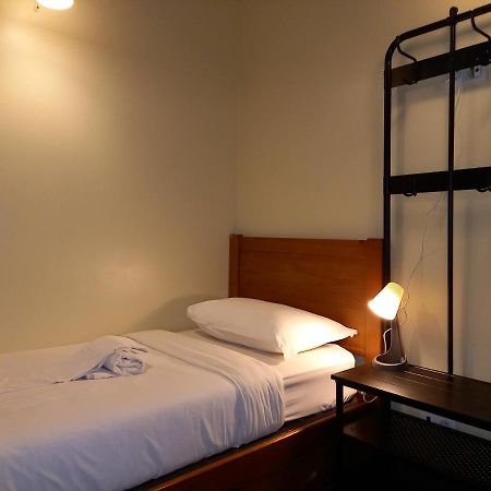 Lisbon Budget Inn מראה חיצוני תמונה