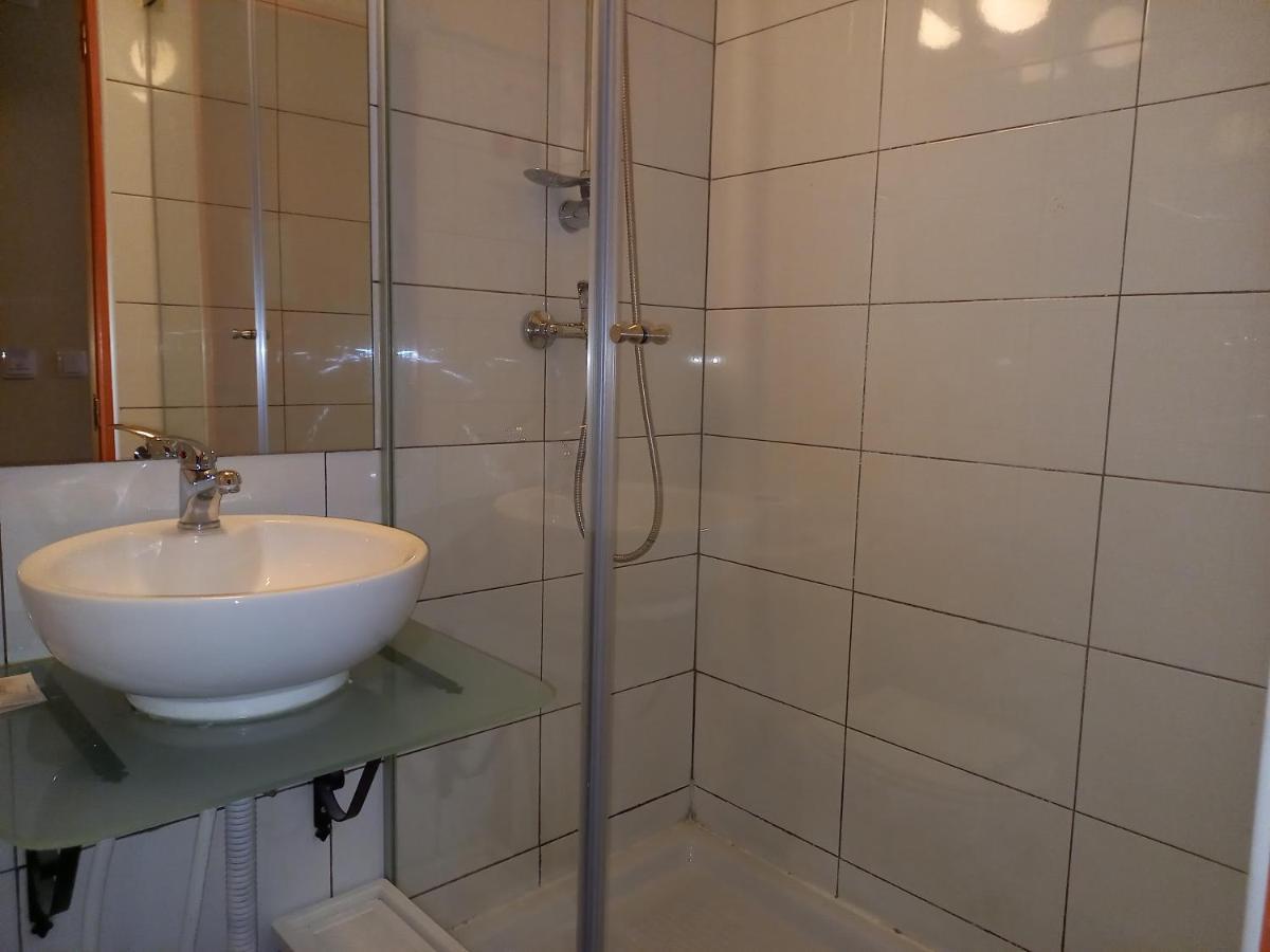 Lisbon Budget Inn מראה חיצוני תמונה